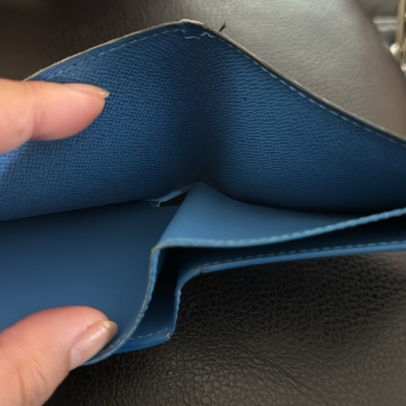 Louis Vuitton wallet - Picture 9 of 10